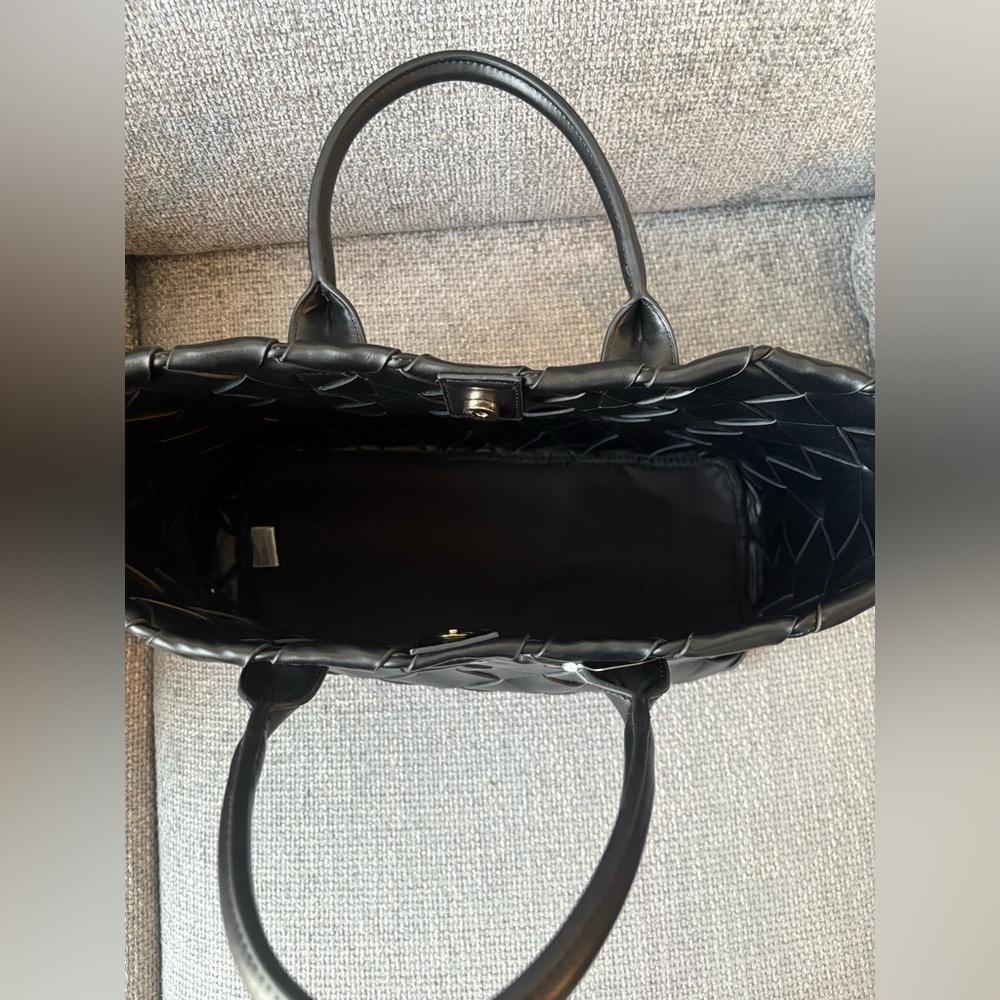 Brand New w/ Tag! Simons Braided Tote – Strong, Chic & Spacious! 🖤 - Picture 5 of 11